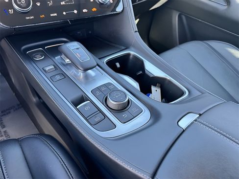 Used 2024 INFINITI QX60 Luxe image 39