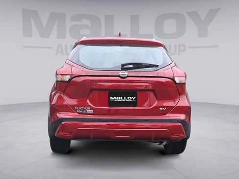 Used 2023 Nissan Kicks SV FWD image 4