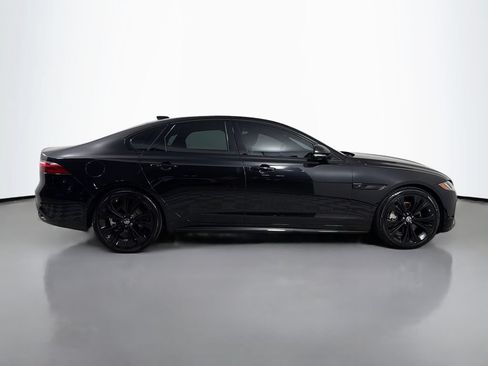 Used 2024 Jaguar XF R-Dynamic SE AWD/4WD image 4