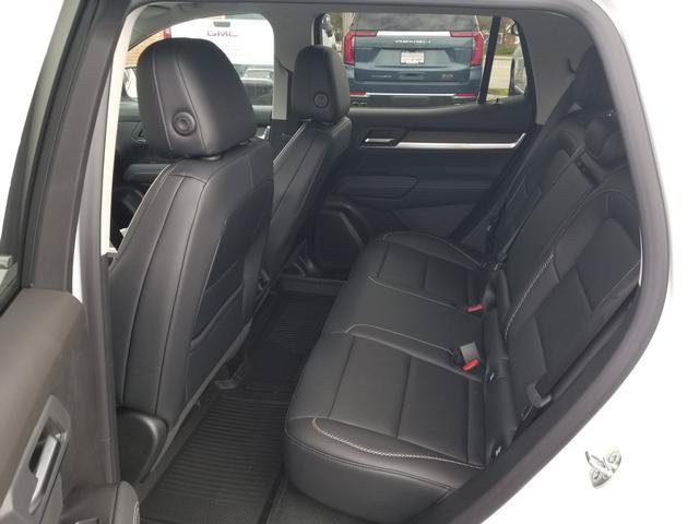 New 2027 GMC Terrain Denali w/ LPO, Black Badging Package AWD/4WD image 7