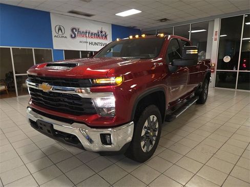 Used 2024 Chevrolet Silverado 2500 LT w/ All Star Edition image 4