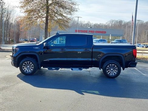 Used 2022 GMC Sierra 1500 AT4 w/ AT4 Preferred Package image 10
