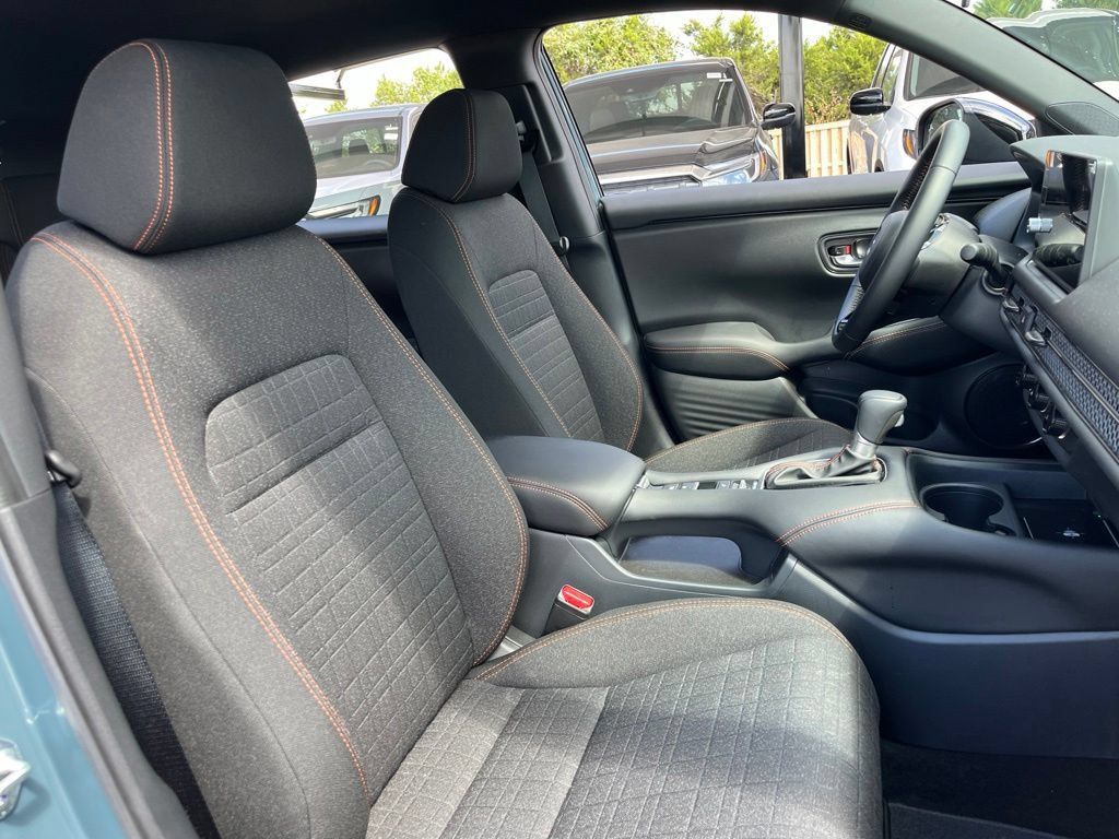 Certified 2027 Honda HR-V Sport image 29