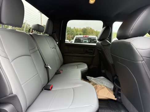 New 2026 RAM 5500 Tradesman w/ Chrome Appearance Group AWD/4WD image 16