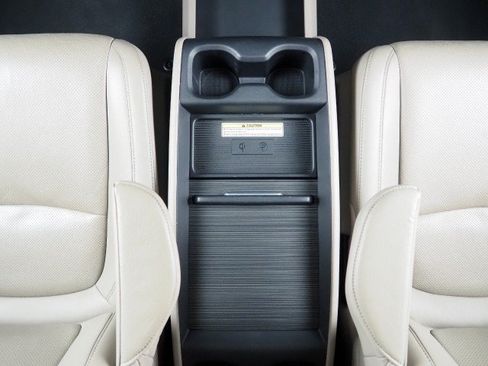 Used 2018 Honda Odyssey Elite image 25