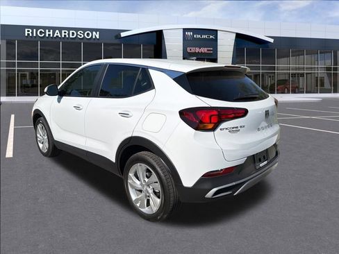 Used 2025 Buick Encore GX Preferred FWD image 3