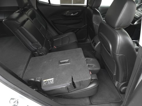 Used 2020 GMC Terrain SLT w/ Preferred Package image 31