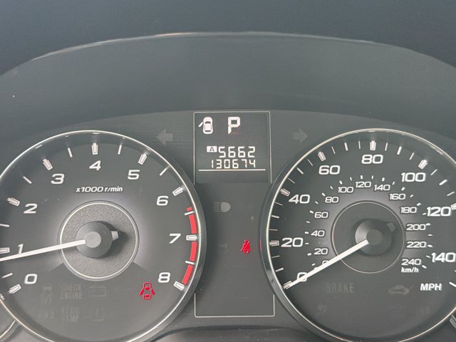 Used 2011 Subaru Outback 2.5i Limited w/ PWR Moonroof Pkg AWD/4WD image 17