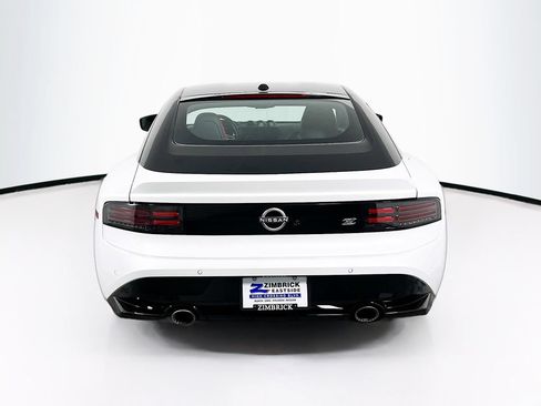 Used 2024 Nissan Z Performance w/ Floor Mat Package RWD image 6