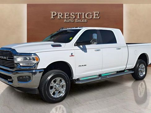 Used 2020 RAM 2500 Laramie w/ Chrome Appearance Group AWD/4WD image 9