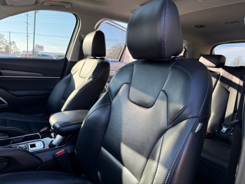Used 2021 Kia Telluride EX image 17