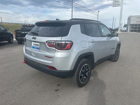Used 2024 Jeep Compass Trailhawk AWD/4WD image 5