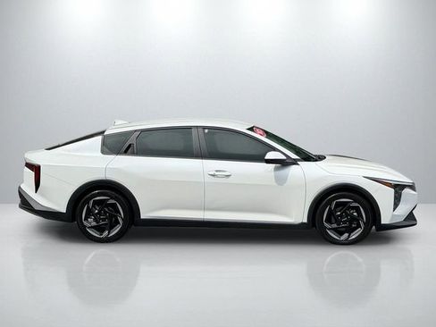 Certified 2025 Kia K4 EX FWD image 8