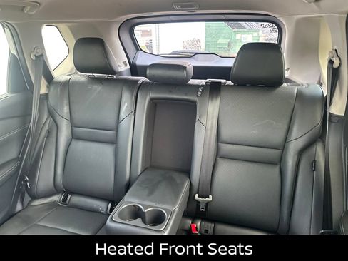 Certified 2024 Nissan Rogue SV w/ SV Premium Package AWD/4WD image 20