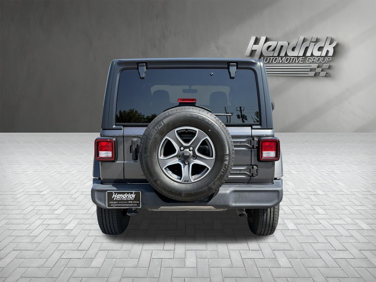 Used 2022 Jeep Wrangler Unlimited Sport AWD/4WD image 9