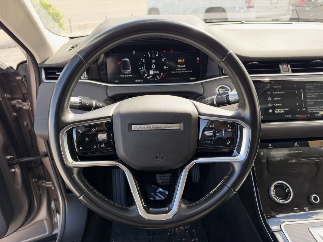 Used 2021 Land Rover Range Rover Evoque SE AWD/4WD image 20
