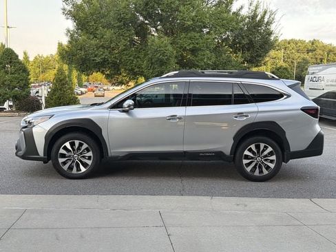 Certified 2025 Subaru Outback Touring XT w/ Popular Package #2 AWD/4WD image 11