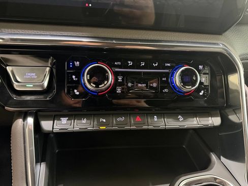 New 2026 GMC Sierra 2500 Denali w/ Denali Reserve Package AWD/4WD image 21