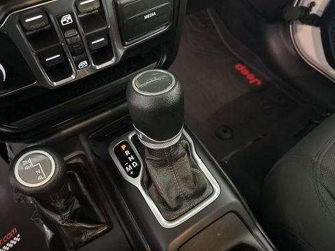 Used 2020 Jeep Gladiator Sport w/ Quick Order Package 24S image 22