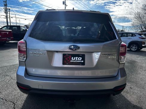 Used 2017 Subaru Forester 2.5i Premium image 4
