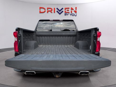 Used 2020 Chevrolet Silverado 1500 LT Trail Boss image 9