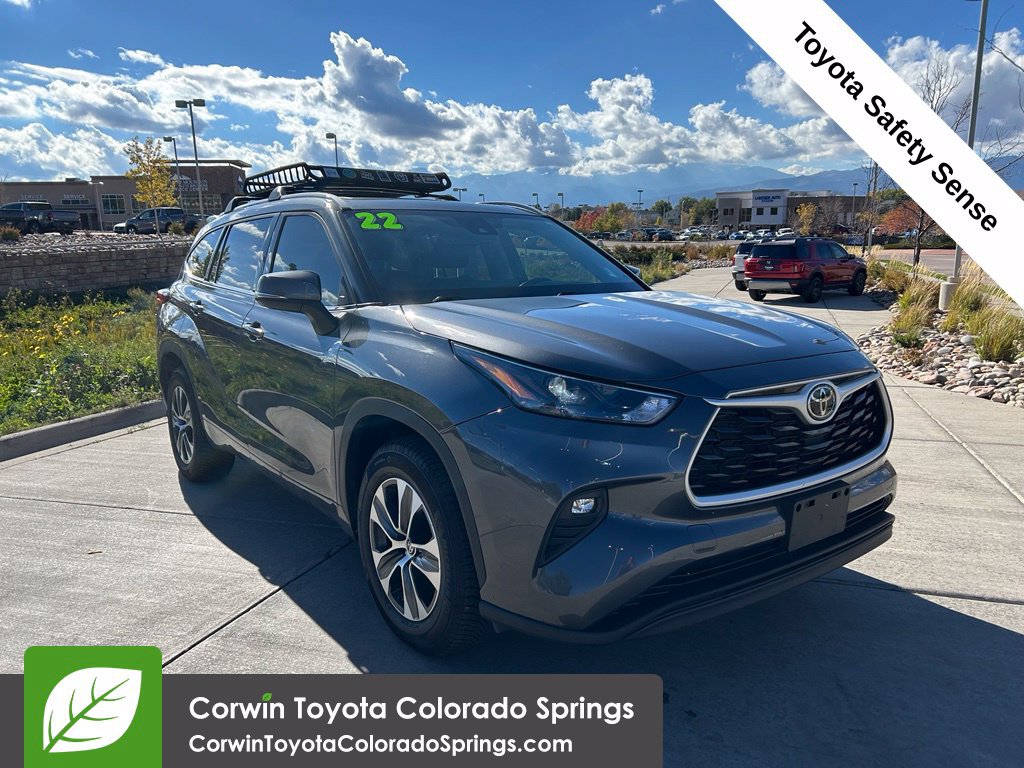 Used 2022 Toyota Highlander XLE FWD 360° Tour