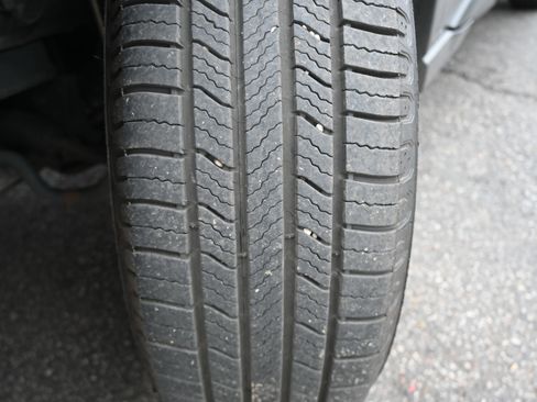 Certified 2022 Subaru Outback Premium image 12