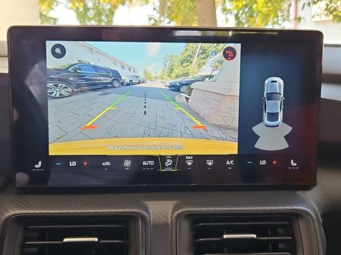 Used 2024 Ford Mustang Convertible image 24