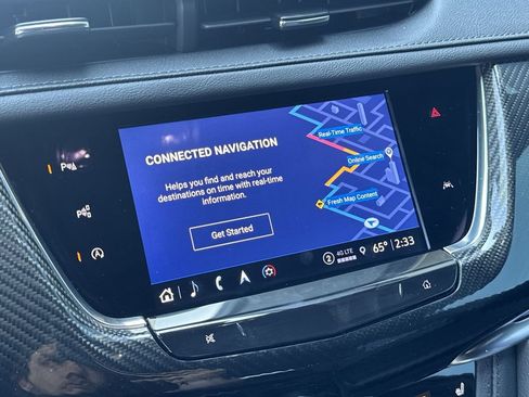 Used 2024 Cadillac XT6 Sport w/ Technology Package AWD/4WD image 20