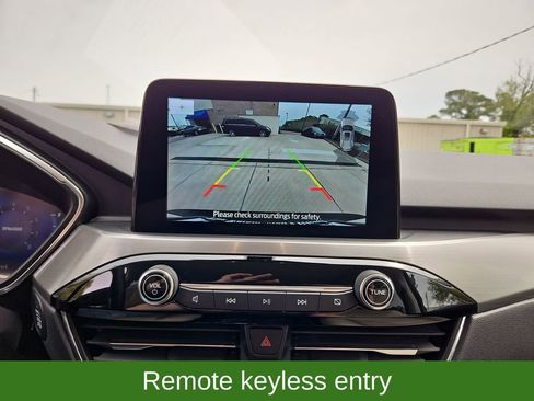 Used 2021 Ford Escape Titanium w/ Class II Trailer Tow Package image 19