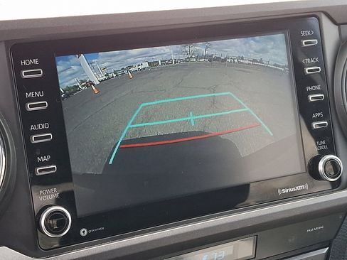 Used 2023 Toyota Tacoma TRD Off-Road image 18