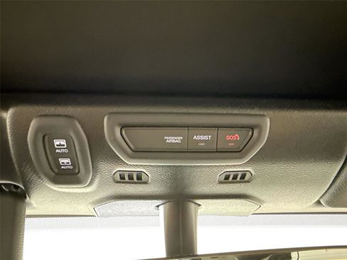 Used 2022 Jeep Wrangler Unlimited Sahara AWD/4WD image 20