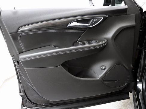 Certified 2022 Buick Envision Preferred image 22