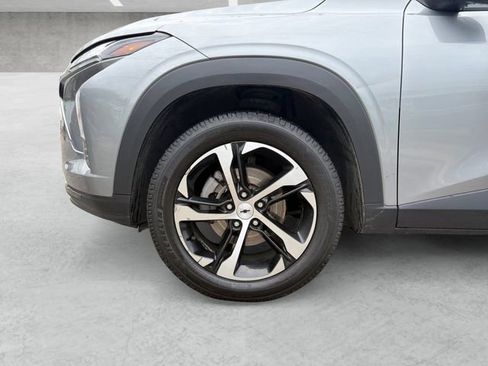 Used 2024 Chevrolet Trax RS image 23