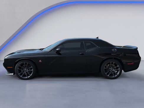 Used 2023 Dodge Challenger R/T Scat Pack RWD image 18