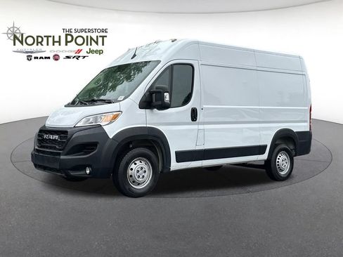 Used 2025 RAM ProMaster 2500 w/ Convenience Group FWD image 1