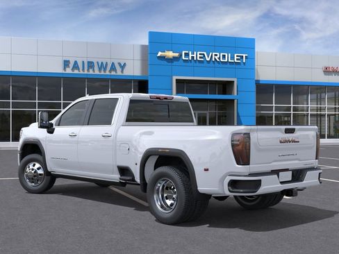 New 2026 GMC Sierra 3500 Denali w/ Denali Reserve Package AWD/4WD image 3