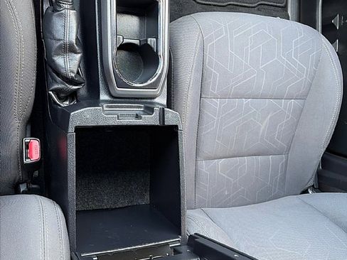 Used 2016 Toyota Tacoma TRD Sport w/ Towing Package image 23