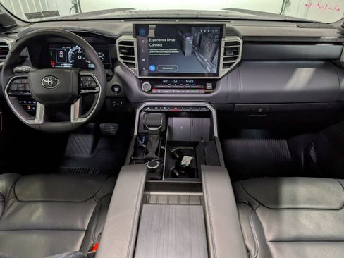 Used 2025 Toyota Tundra Platinum image 13