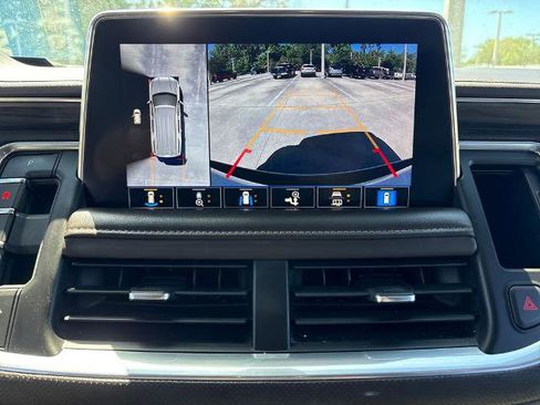 Used 2021 GMC Yukon XL SLT w/ SLT Luxury Plus Package RWD image 24
