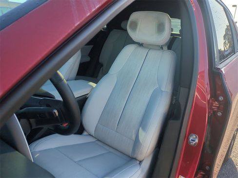 Certified 2024 Cadillac Lyriq Luxury w/ LPO, Floor Liner Package image 17