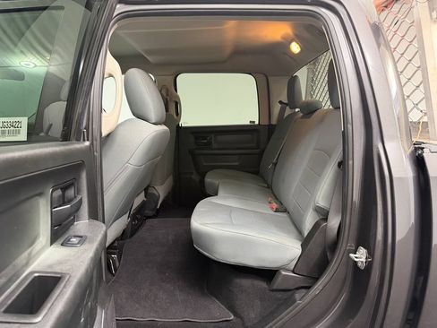 Used 2018 RAM 2500 Tradesman w/ Chrome Appearance Group AWD/4WD image 20