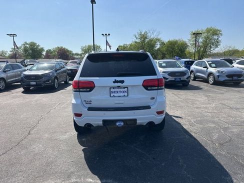 Used 2017 Jeep Grand Cherokee Overland AWD/4WD image 6