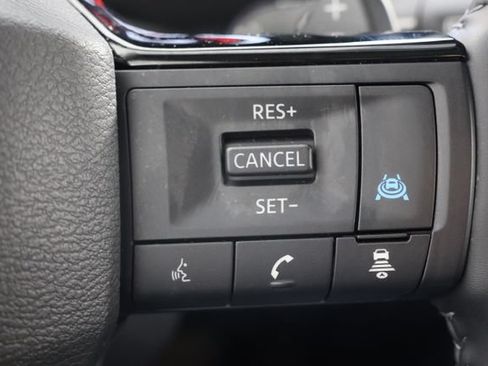 Used 2025 Nissan Rogue SL w/ SL Premium Package AWD/4WD image 12