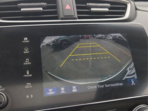 Used 2017 Honda CR-V Touring image 14