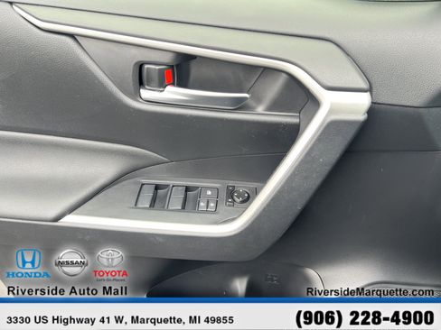 Used 2019 Toyota RAV4 XLE image 25