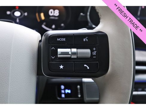 Certified 2025 Hyundai Santa Fe Calligraphy FWD image 19