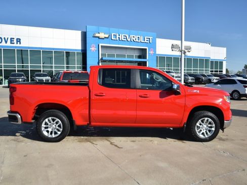 New 2025 Chevrolet Silverado 1500 LT w/ Z71 Off-Road Package image 3