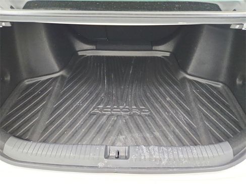 Used 2024 Honda Accord EX image 38