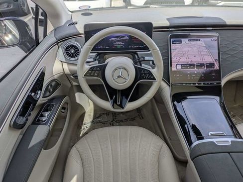 Used 2022 Mercedes-Benz EQS 450+ Sedan image 15